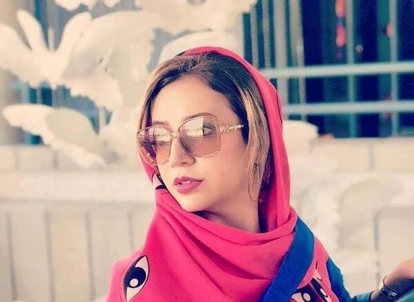 عکس شبنم قلی خانی با مقنعه