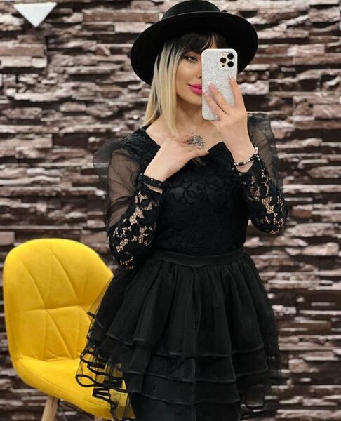 عکس بلوز عروسکی آستین پفی