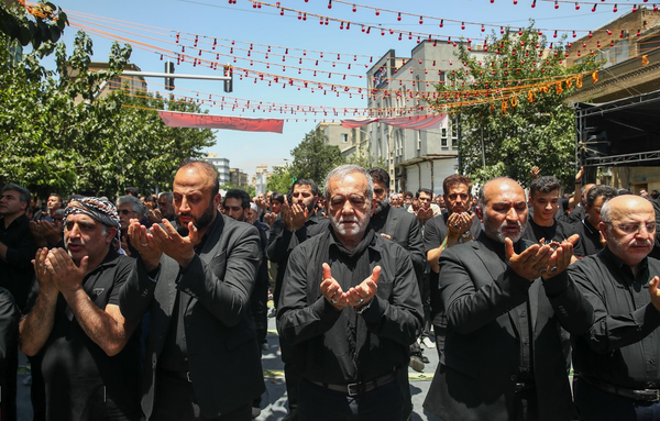 عکس نماز ظهر عاشورا امام حسین
