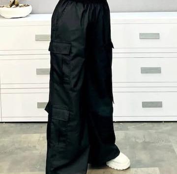 عکس شلوار کارگو دخترانه مشکی
