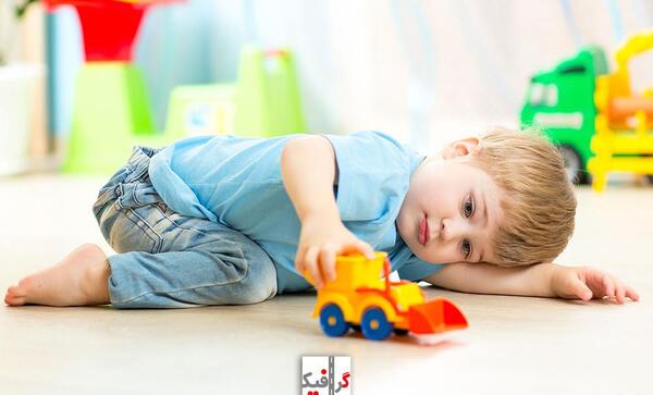 عکس چشم رنگی پسر