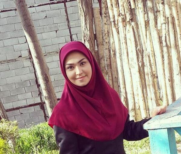 عکس خانم فریبا طاهری مجری شبکه آموزش