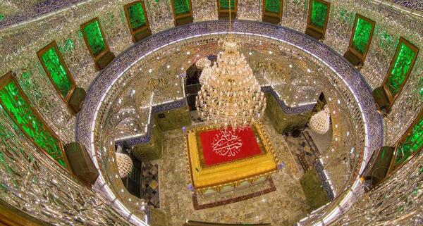 عکس حضرت عباس در آغوش امام حسین