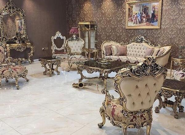 عکس مبل سلطنتی طلایی