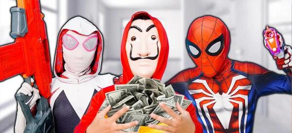 عکس مرد عنکبوتی رو بیار