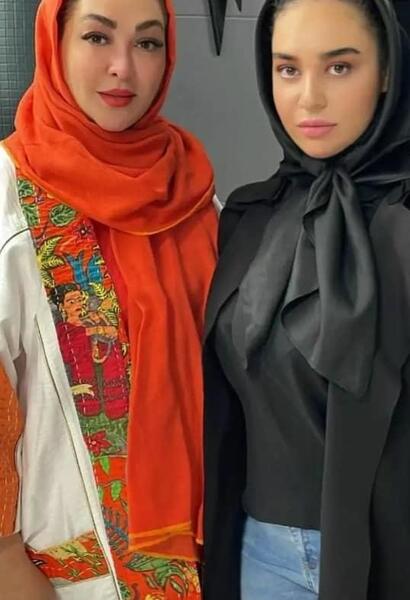 عکس الهام حمیدی در خانه اش