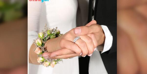 ژست عکس حلقه عروس و داماد