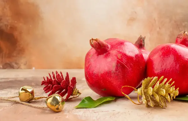 عکس ایده شب یلدا برای کافی شاپ