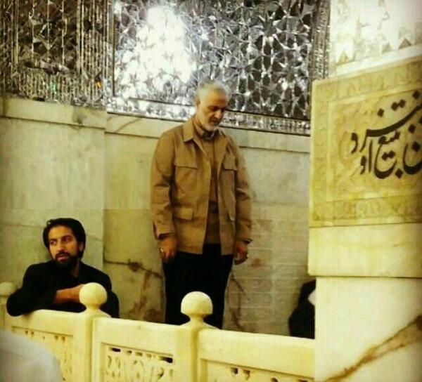 عکس حاج قاسم حرم امام رضا