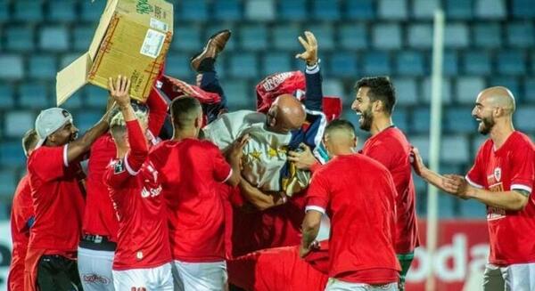 عکس گاو پرسپولیس