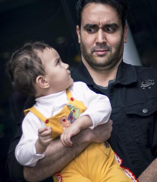عکس نوزاد اخمو