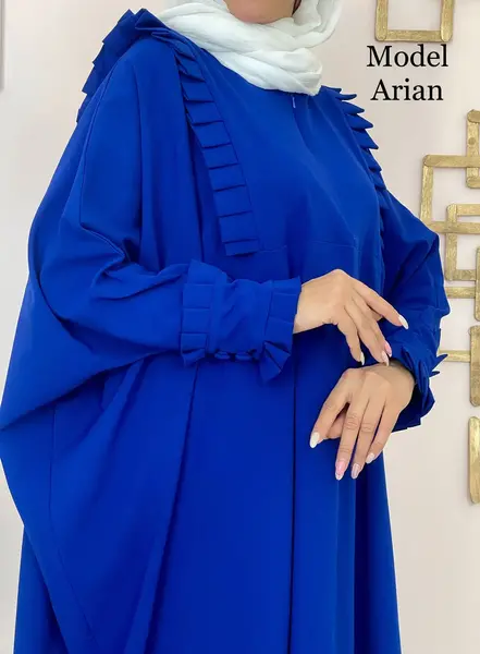 عکس مدل مانتو بلند آبی کاربنی