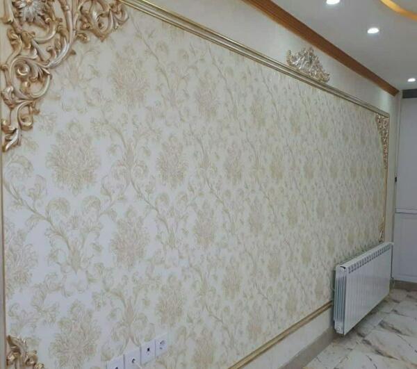 عکس کاغذ دیواری نصب شده
