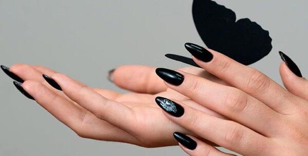 عکس طرح ناخن با لاک