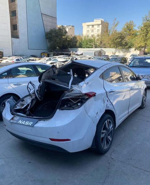 عکس ماشین hyundai elantra