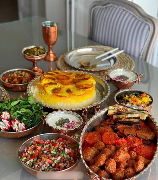 عکس سفره قورمه سبزی