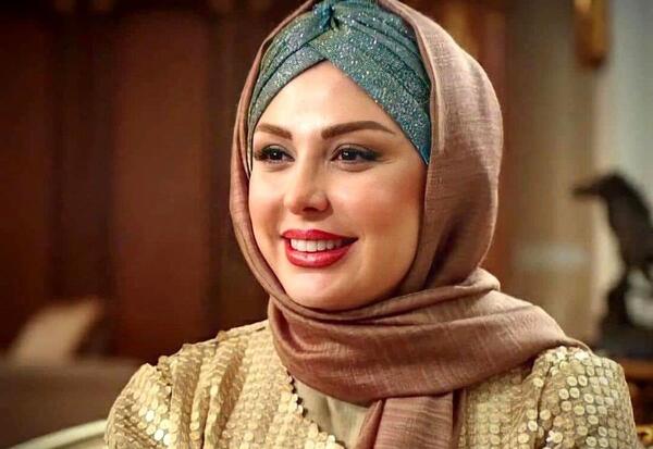 عکسی از نیوشا ضیغمی