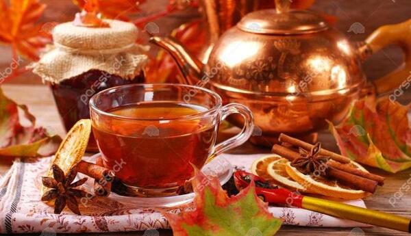 عکس لیوان چای در طبیعت