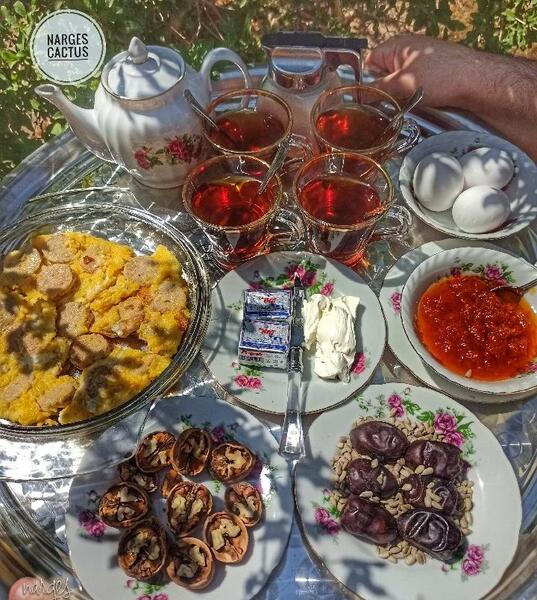 عکس عاشقانه صبحانه