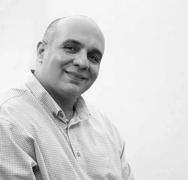 عکس زن علی دهکردی