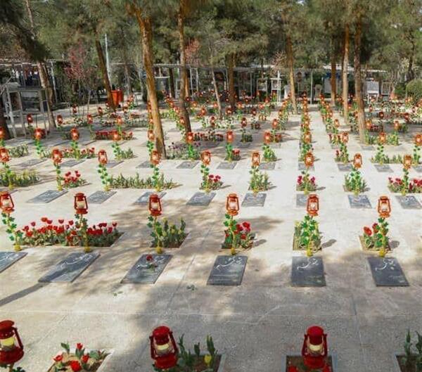 عکس گل لاله برای شهدا