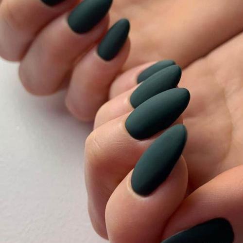 عکس مدل ناخن ساده مات