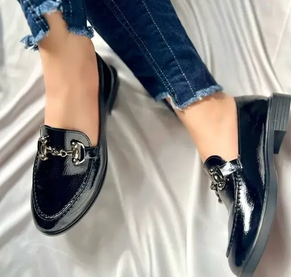 عکس کفش رسمی دخترانه