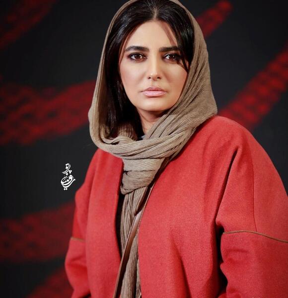 عکس چشمان لیندا کیانی
