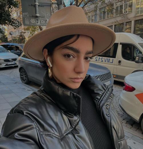 عکس عسل بلاگر