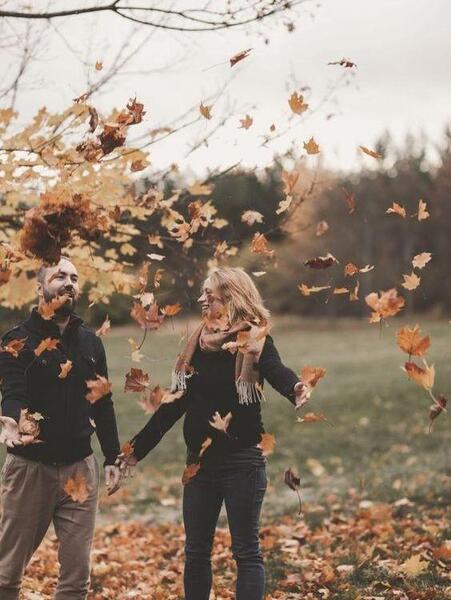 عکس پاییزی عاشقانه برای پروفایل