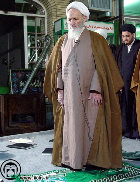 عکس لایه باز علامه حسن زاده آملی