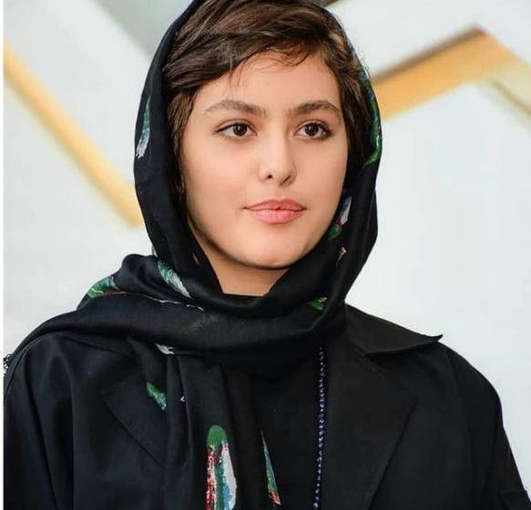 عکس ریحانه زمانی