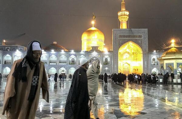 عکس برفی حرم امام رضا