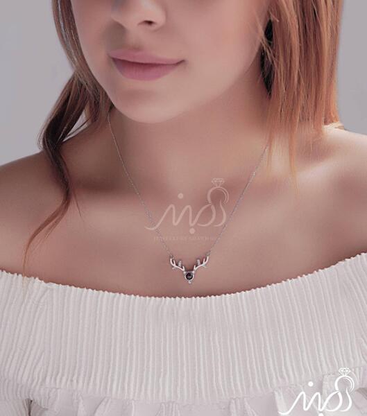 عکس گردنبند گوزن
