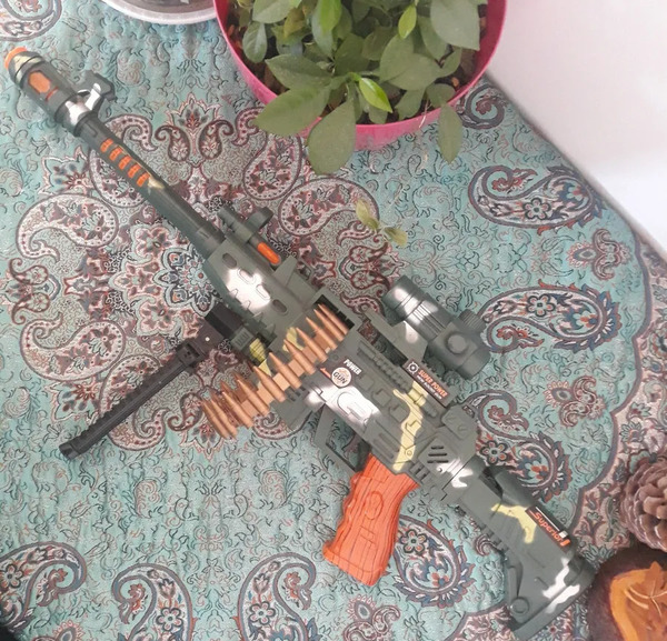 عکس تفنگ اسباب بازی خارجی