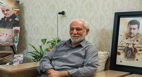 عکس شهید وحید زمانی نیا و همسرش