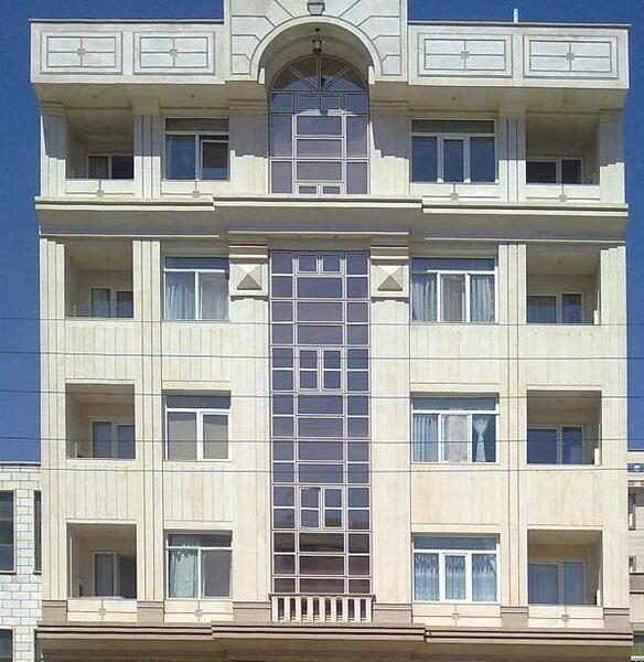 عکس ساختمان از روبرو