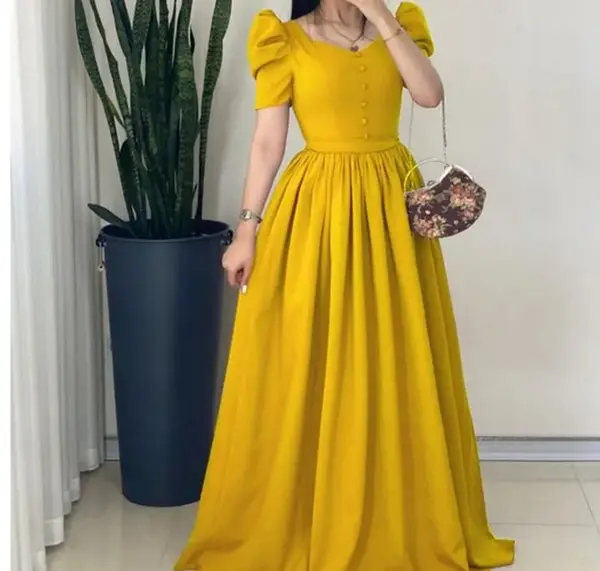 عکس لباس مجلسی زنانه طلایی