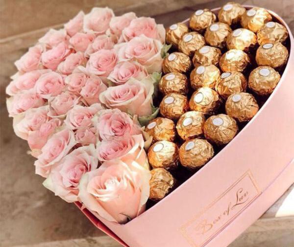 عکس شیرینی جعبه کادو