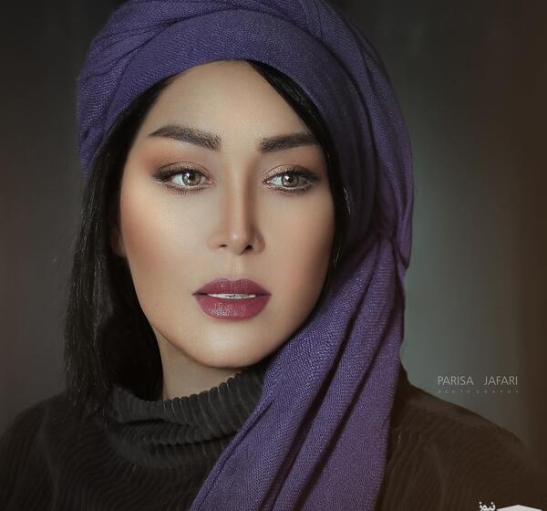 عکس سارا منجزی پور و همسرش