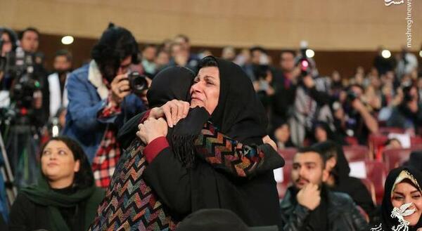 عکس بازیگران شبی که ماه کامل شد