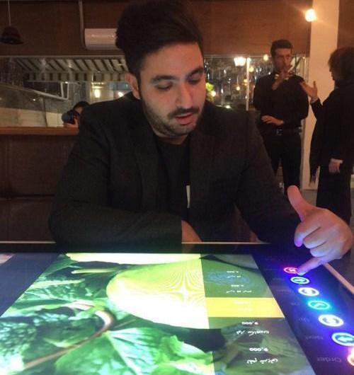 عکس رستوران رباتیک