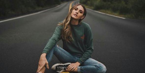 ژست عکس لش دخترانه