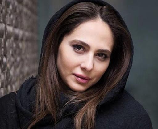 عکس رعنا آزادی ور در فیلم مارمولک
