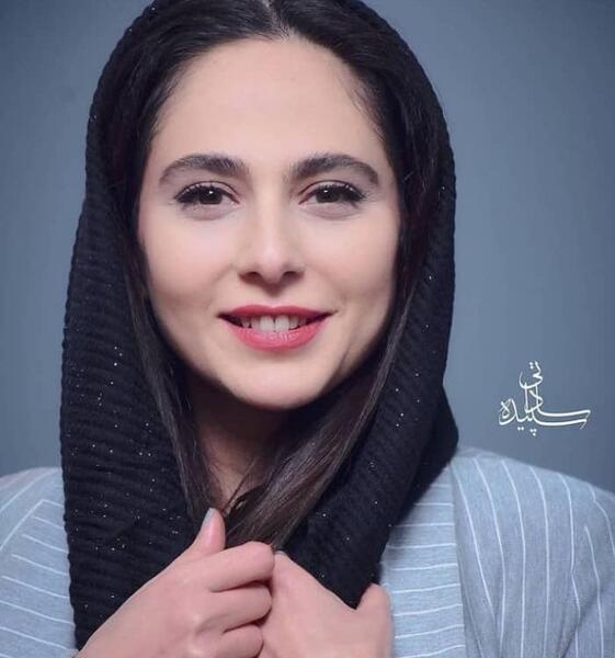 عکس رعنا آزادی ور در فیلم مارمولک