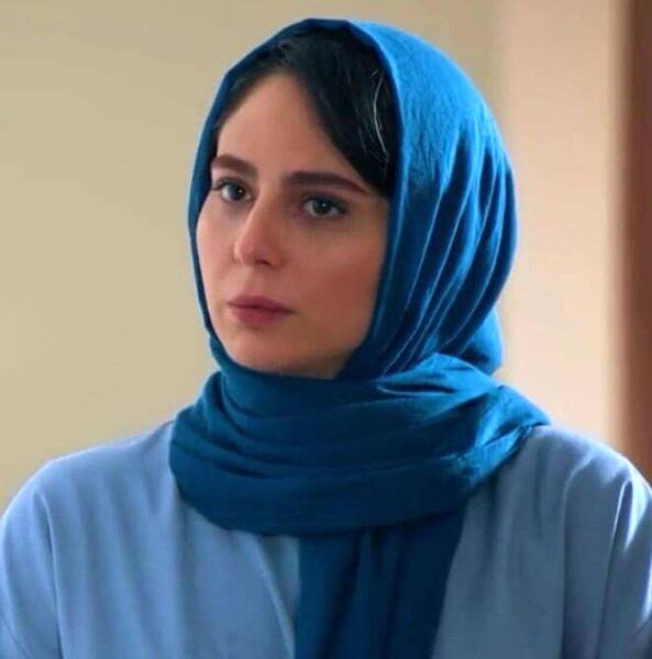 عکس رعنا آزادی ور در فیلم مارمولک