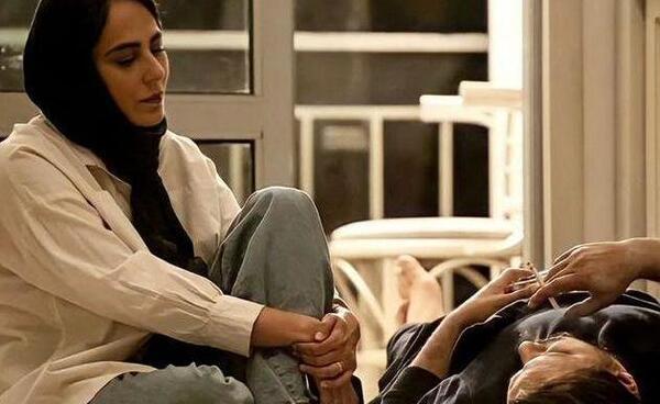 عکس رعنا آزادی ور در فیلم مارمولک