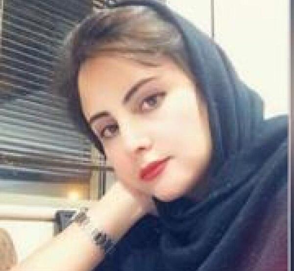 عکس دکتر ساناز یزدانی
