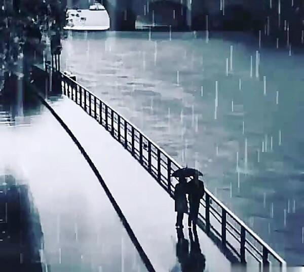 عکس نوشته تو فقط باش تموم کم کسرش با من
