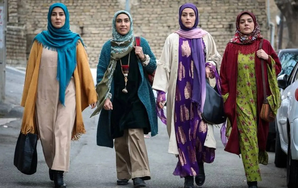 عکس مهیار در سریال نون خ